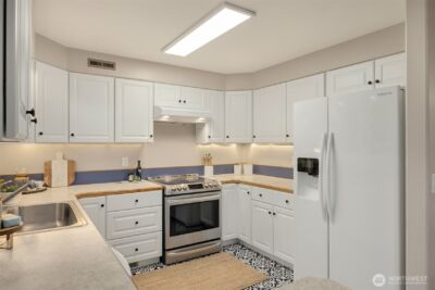 24390 Mount Washington View Lane NW, Poulsbo, WA 98370-8057 - Photo 14