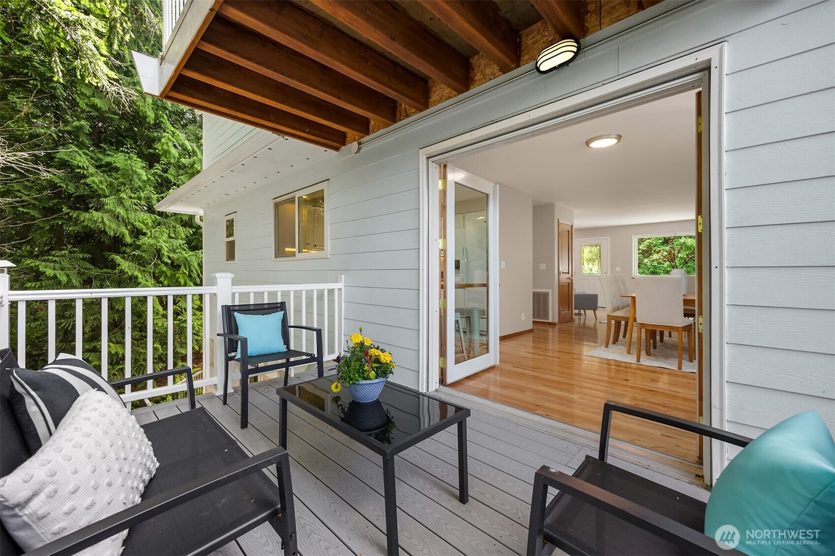 24390 Mount Washington View Lane NW, Poulsbo, WA 98370-8057