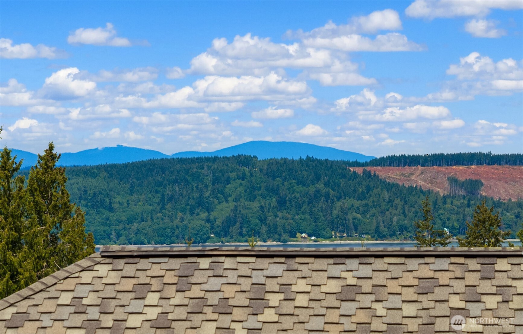 24390 Mount Washington View Lane NW, Poulsbo, WA 98370-8057