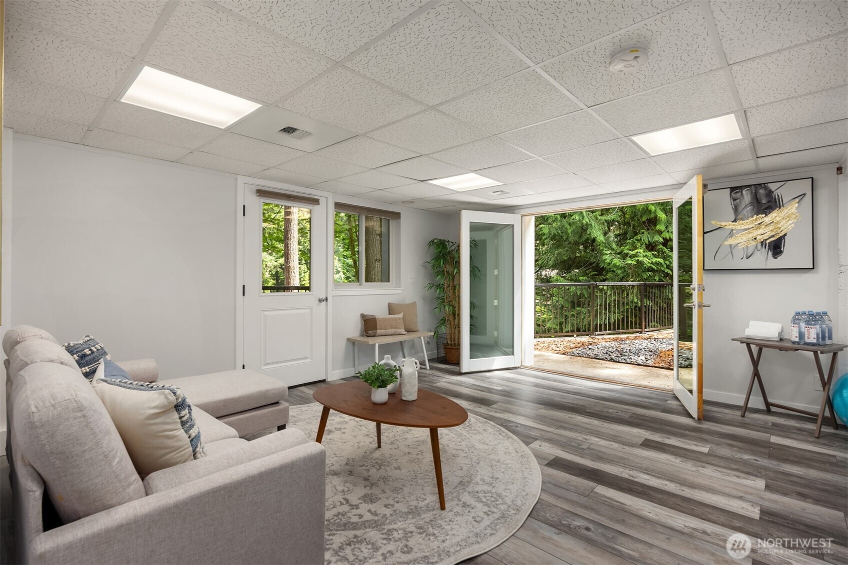 24390 Mount Washington View Lane NW, Poulsbo, WA 98370-8057