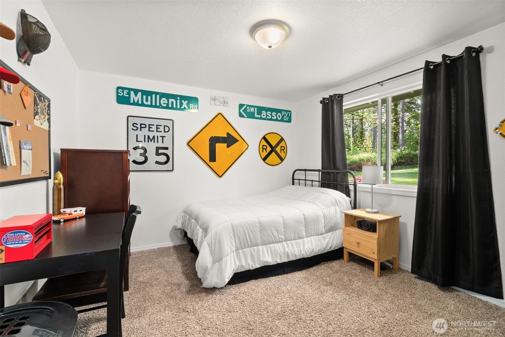 7247 SE Snowy Way , Port Orchard, WA 98367