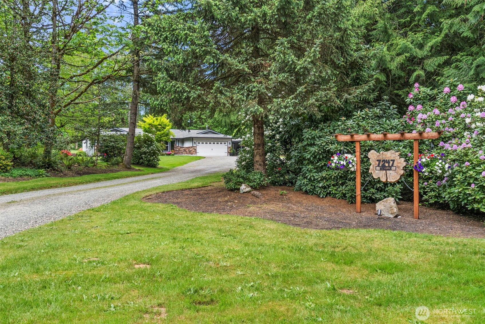 7247 SE Snowy Way , Port Orchard, WA 98367