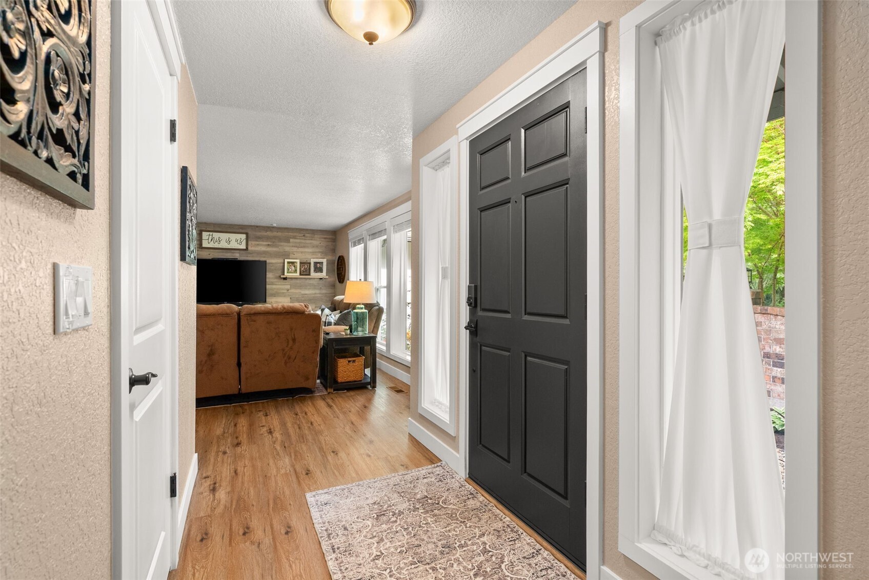 7247 SE Snowy Way , Port Orchard, WA 98367