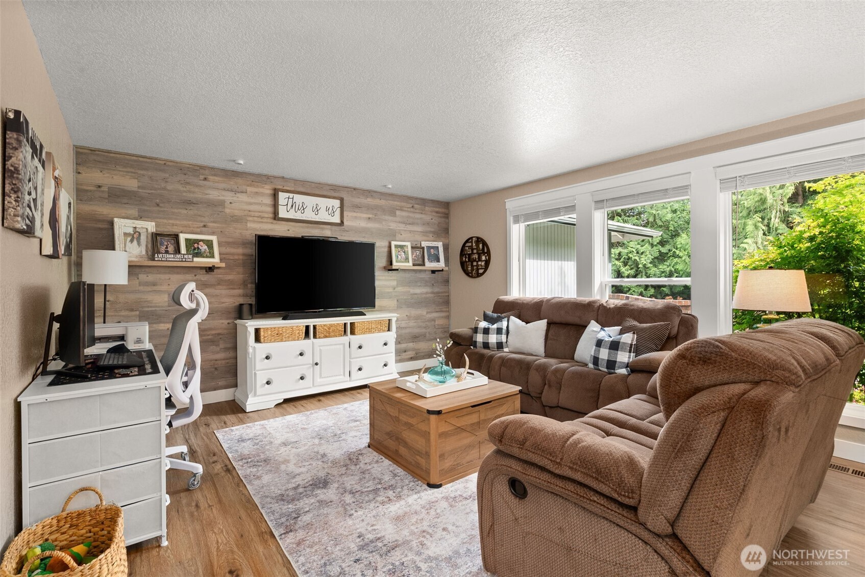 7247 SE Snowy Way , Port Orchard, WA 98367