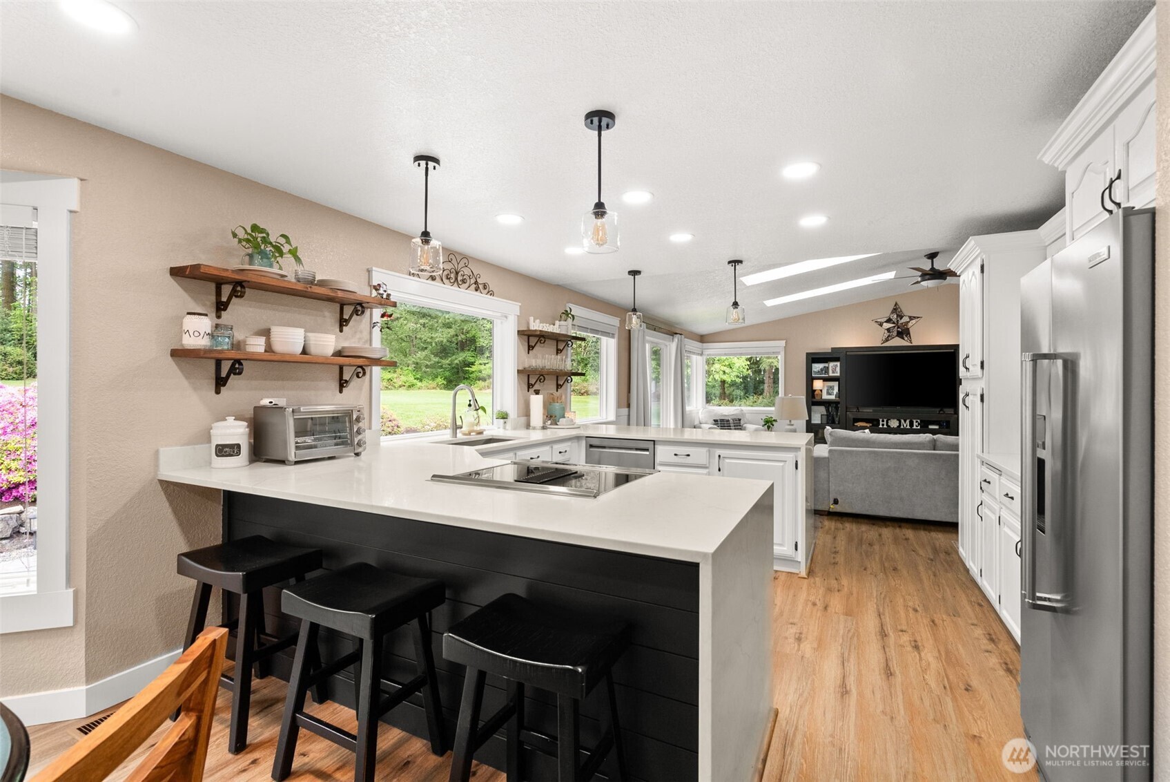 7247 SE Snowy Way , Port Orchard, WA 98367