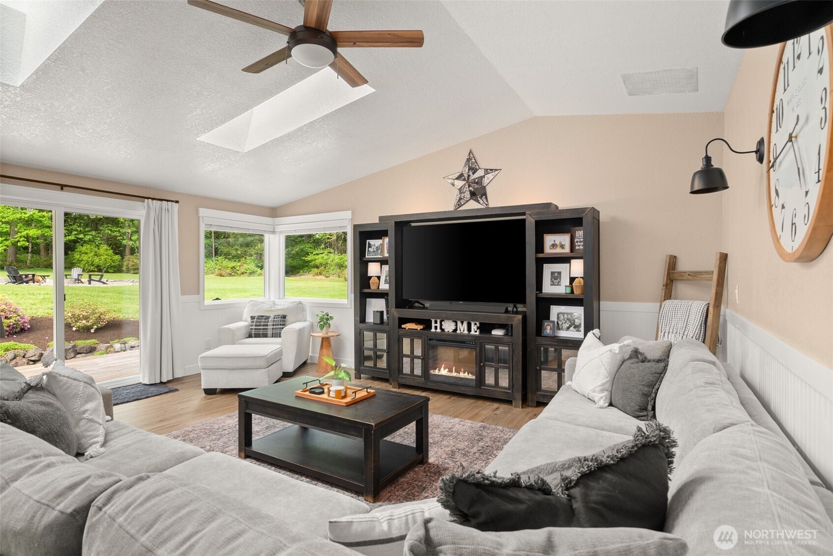 7247 SE Snowy Way , Port Orchard, WA 98367
