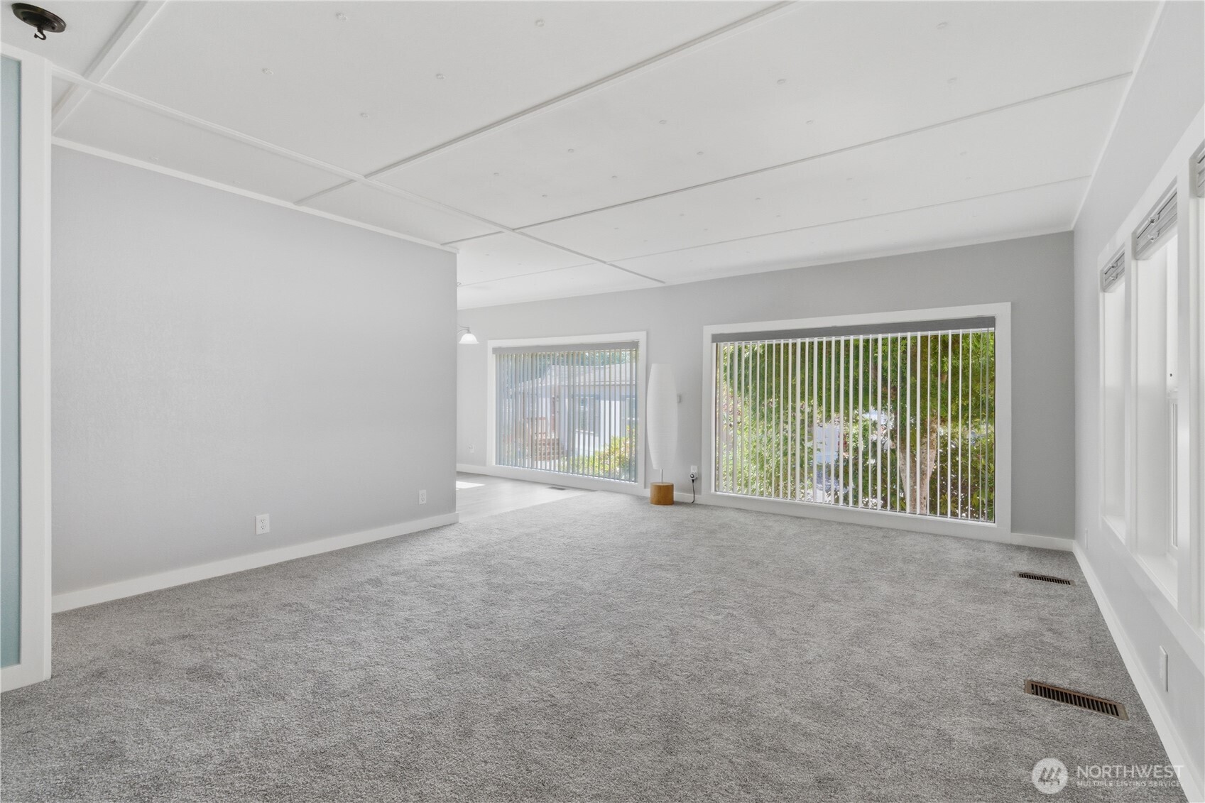 16300 NE State HWY 305 #14, Poulsbo, WA 98370