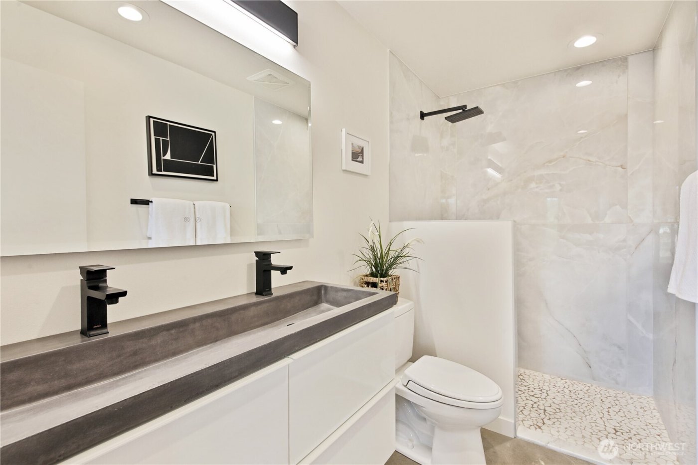 5453 Harborside Lane , Freeland, WA 98249