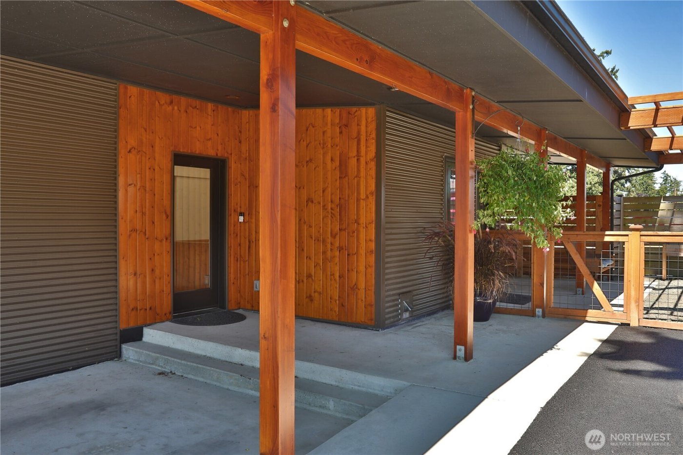 5453 Harborside Lane , Freeland, WA 98249