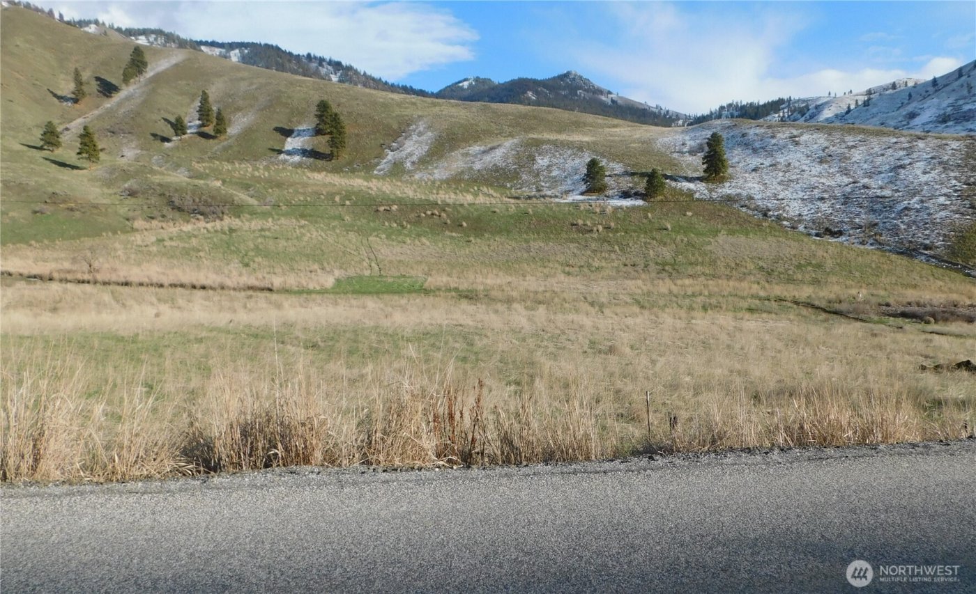 8025 Nahahum Canyon Road , Cashmere, WA 98815