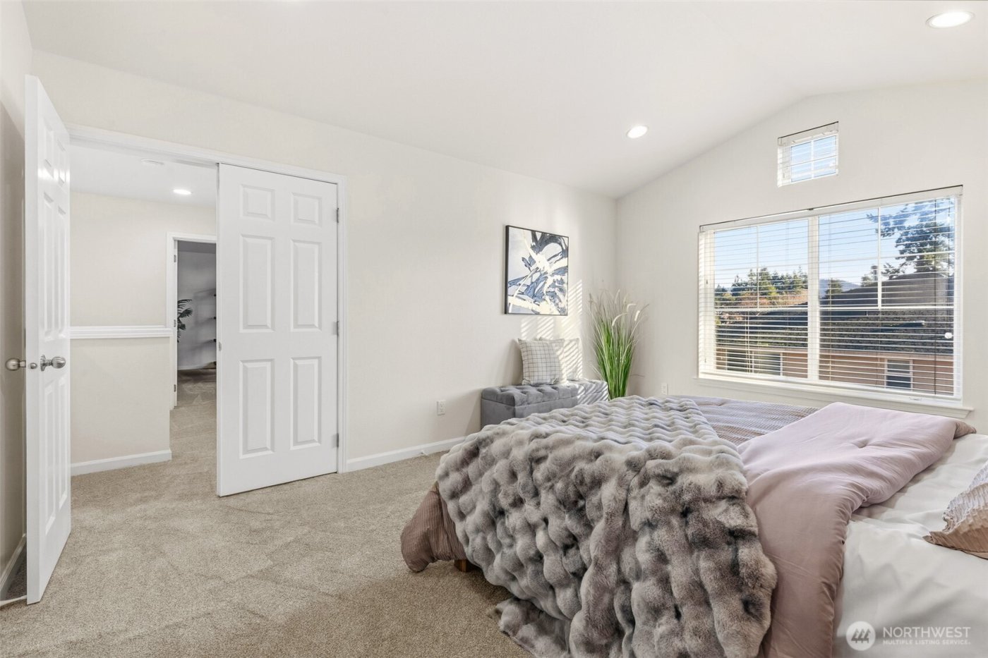 2017 NE 24th Place , Renton, WA 98056