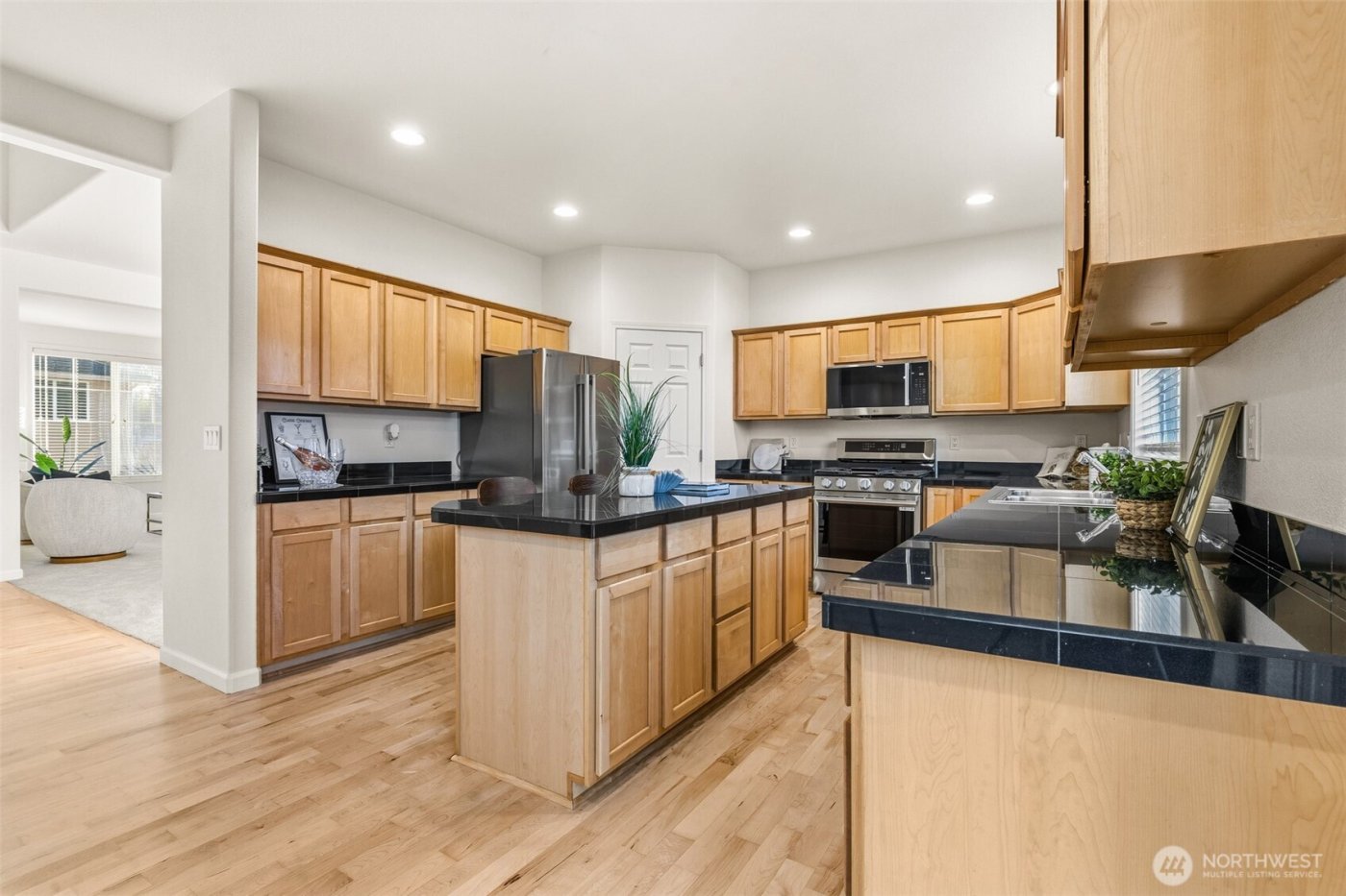 2017 NE 24th Place , Renton, WA 98056