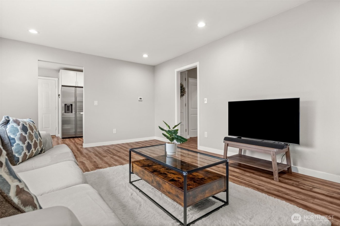 5635 Pacific Avenue , Tacoma, WA 98408