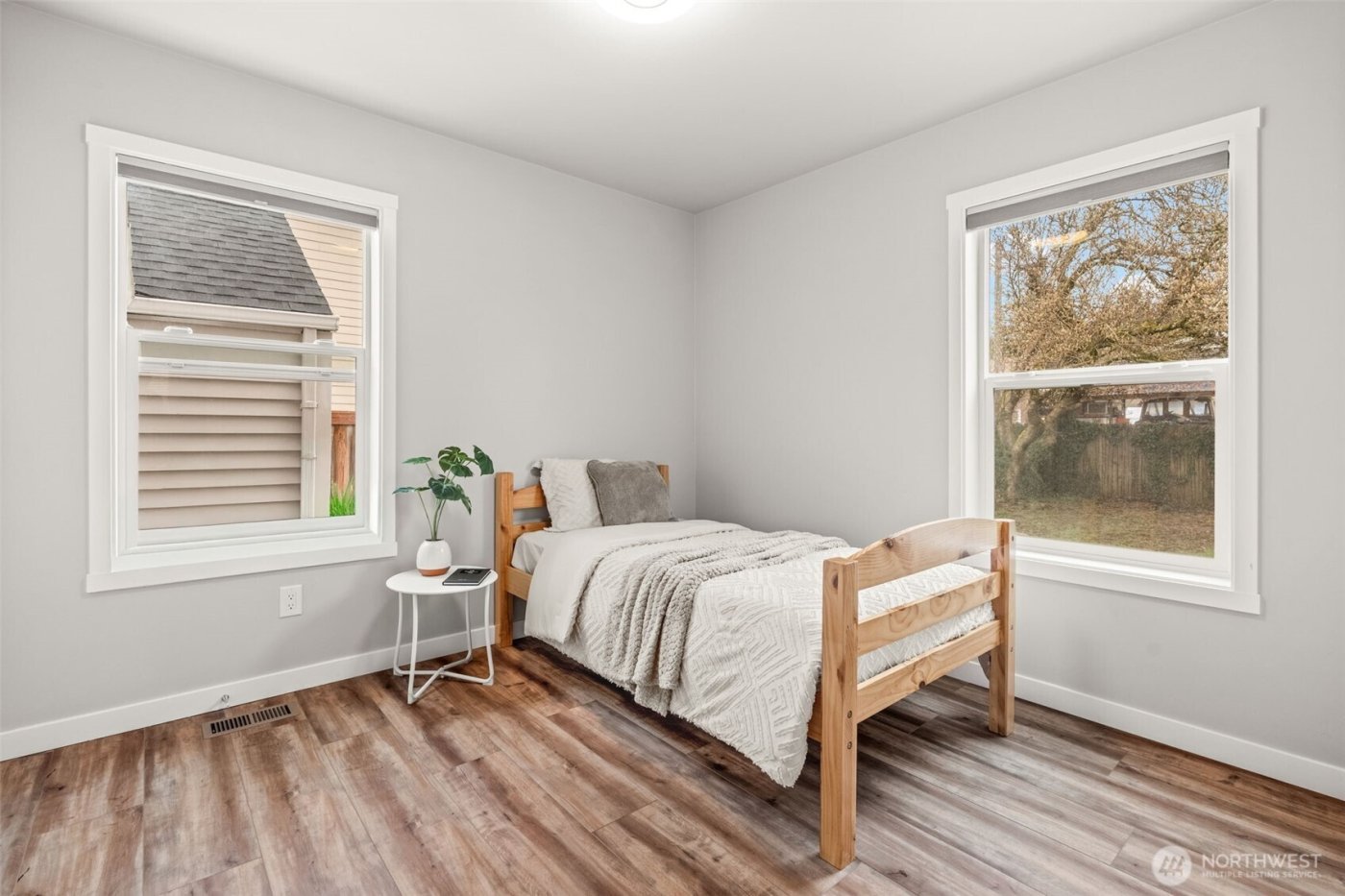 5635 Pacific Avenue , Tacoma, WA 98408