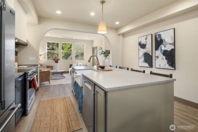 5037 25th Avenue SW, Seattle, WA 98106 - Photo 12