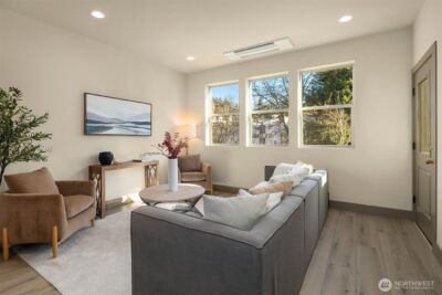 5037 25th Avenue SW, Seattle, WA 98106 - Photo 4