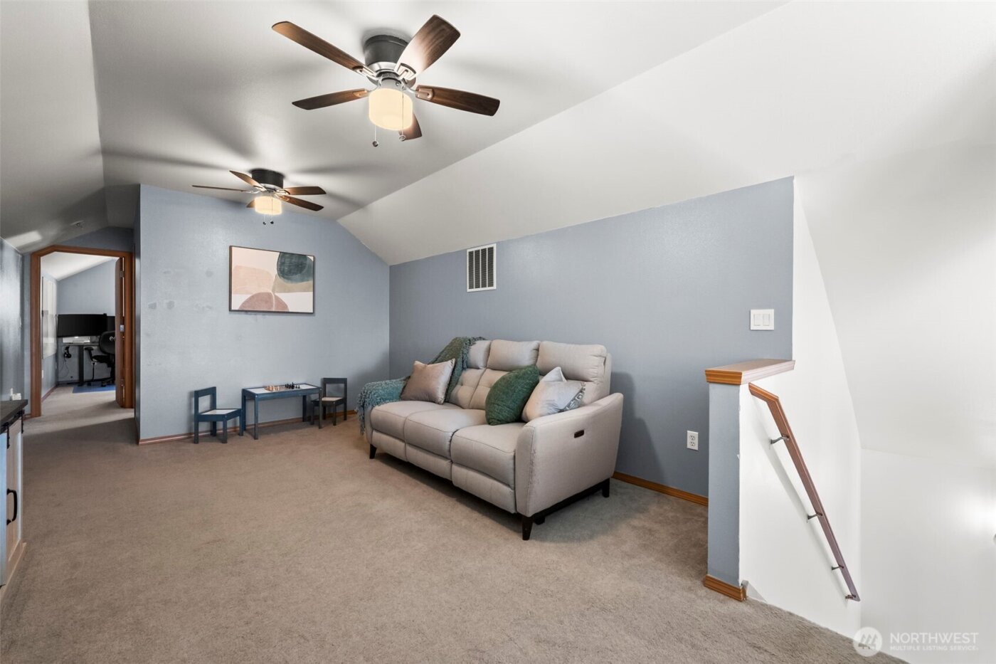 61 E Channel Drive , Allyn, WA 98524