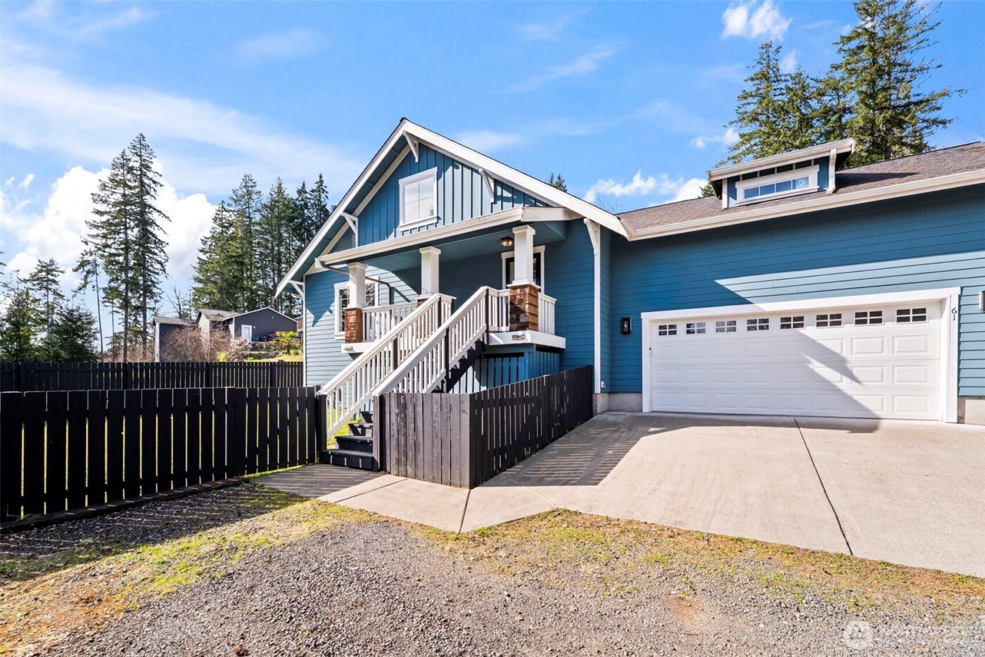 61 E Channel Drive , Allyn, WA 98524