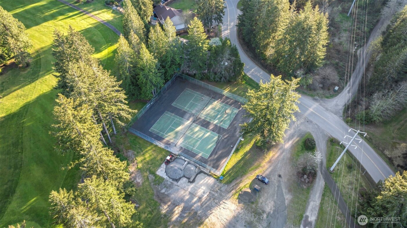 61 E Channel Drive , Allyn, WA 98524