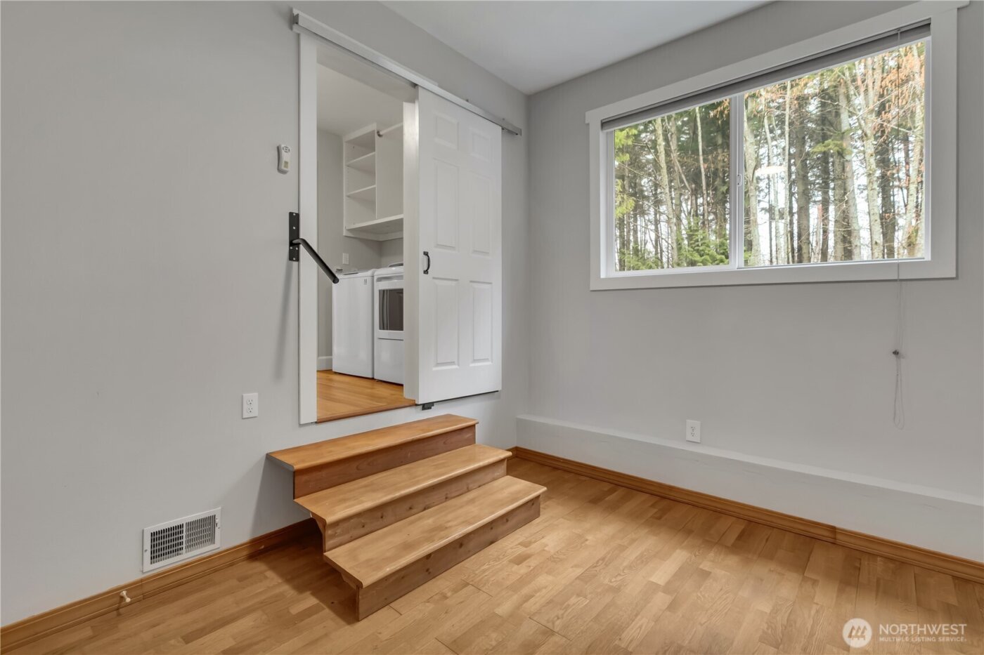 25608 Cumberland Way , Black Diamond, WA 98010