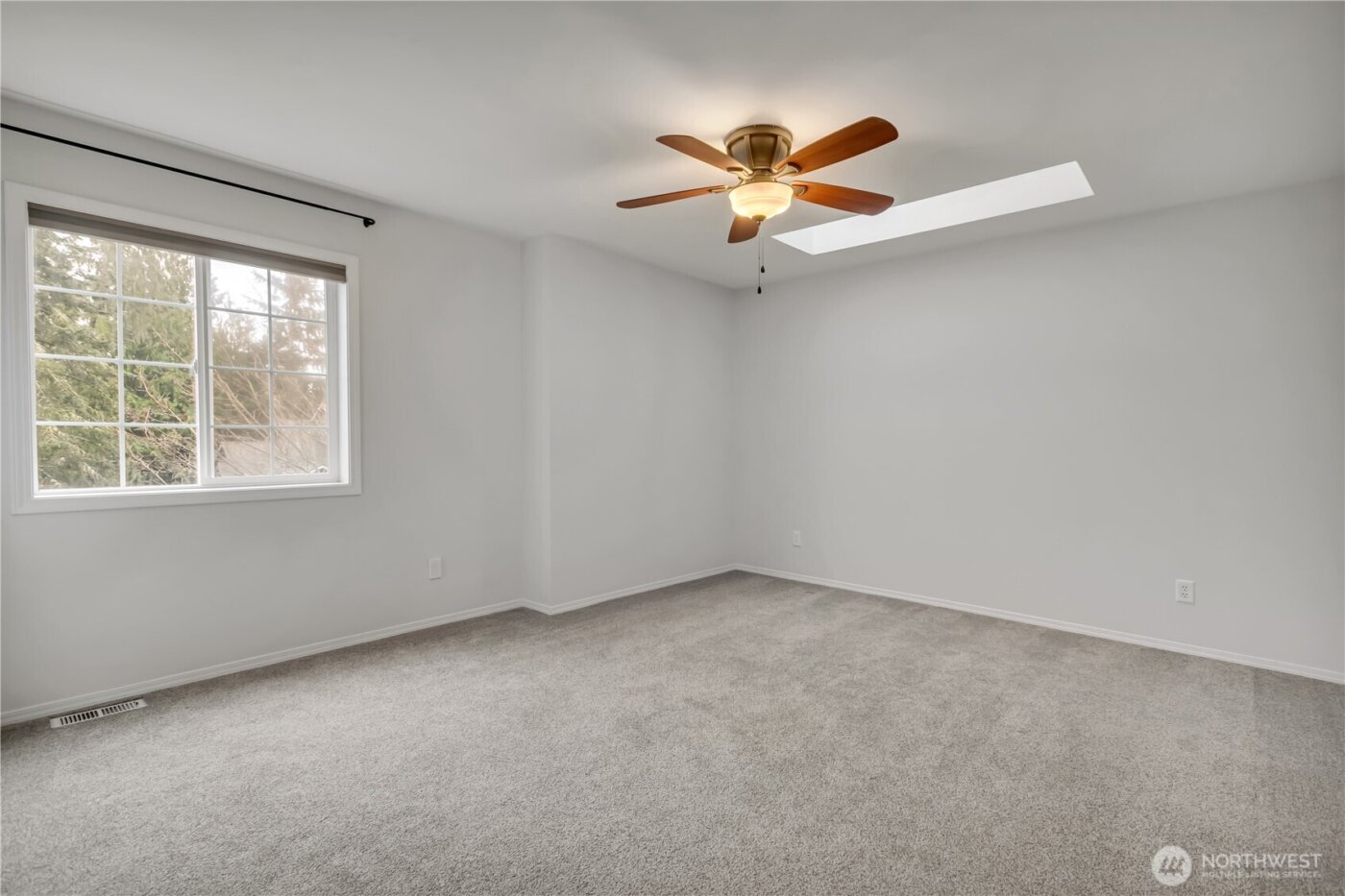 25608 Cumberland Way , Black Diamond, WA 98010