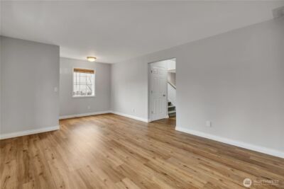 25608 Cumberland Way , Black Diamond, WA 98010 - Photo 6