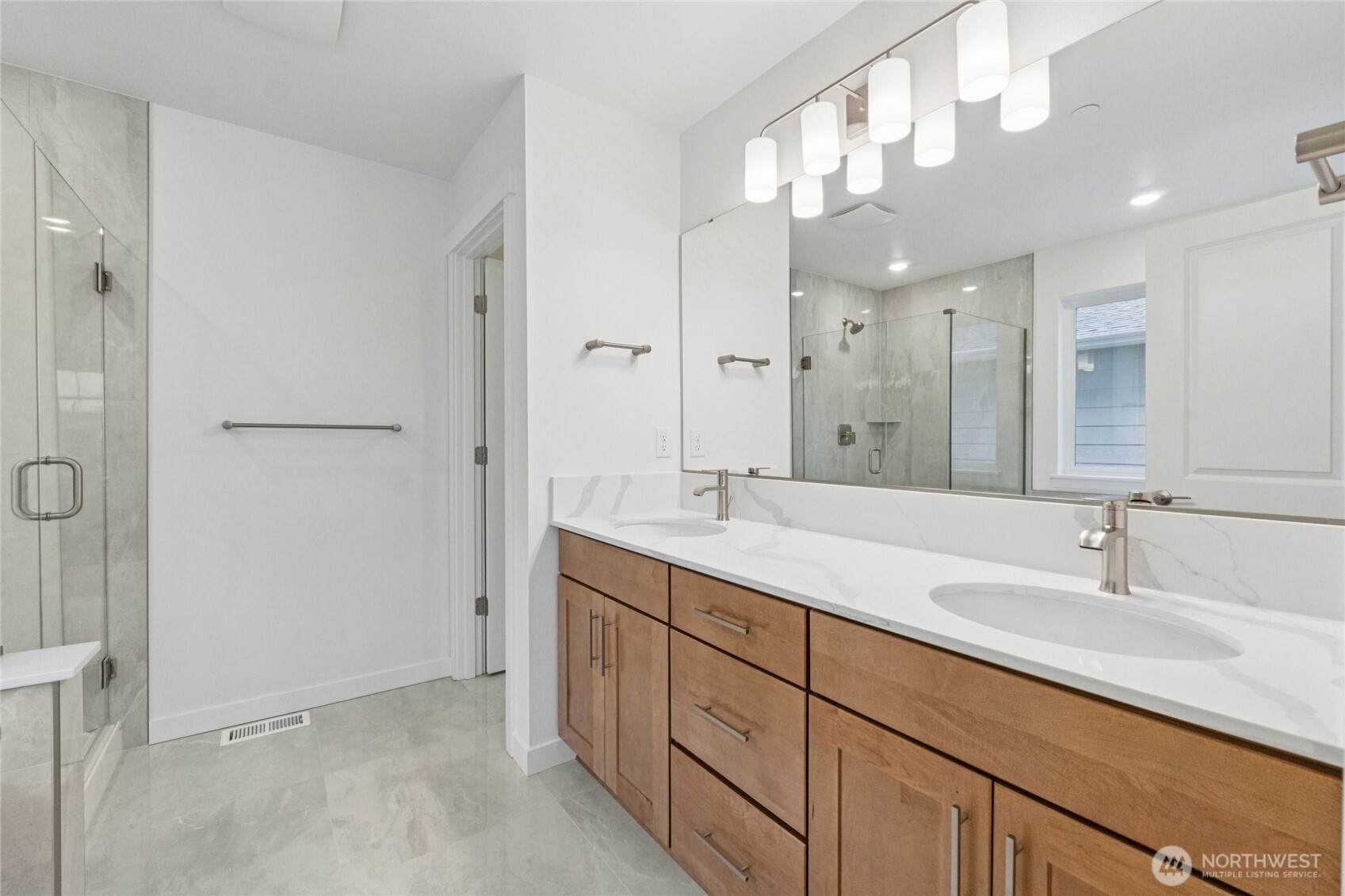 24237 13th Avenue SE #CR25, Bothell, WA 98021