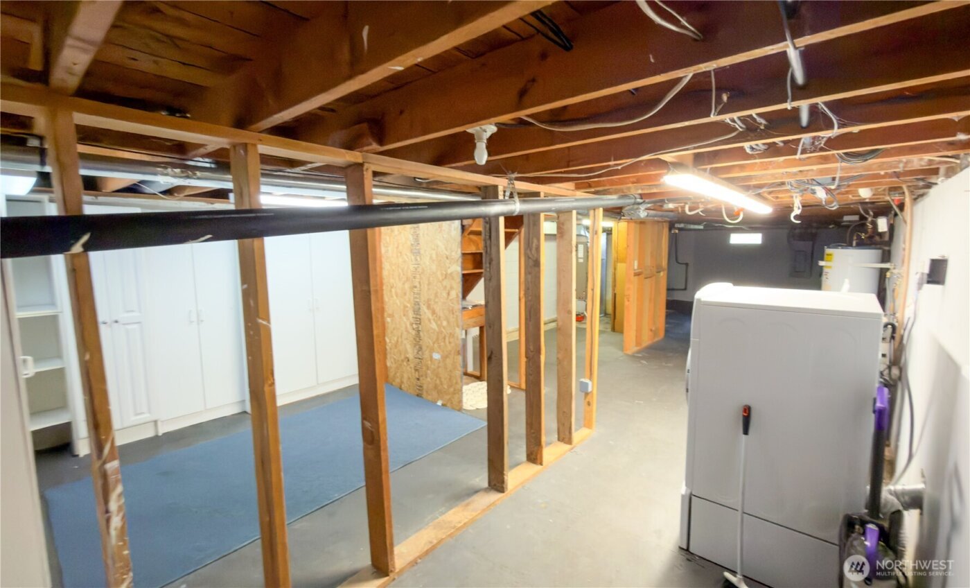 170 E Lakeland Drive , Allyn, WA 98524