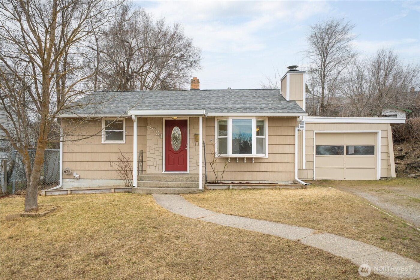 6004 N Douglas Dr , Spokane, WA 99205