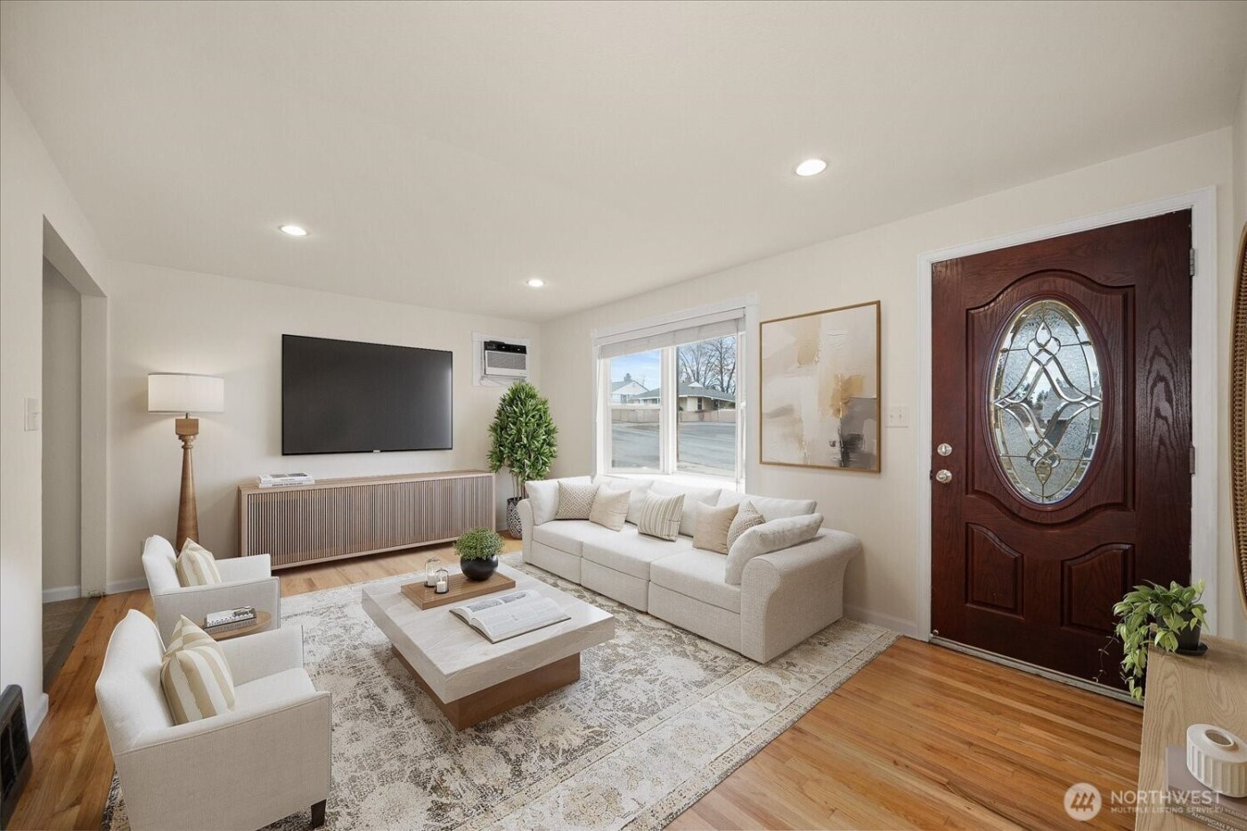 6004 N Douglas Dr , Spokane, WA 99205