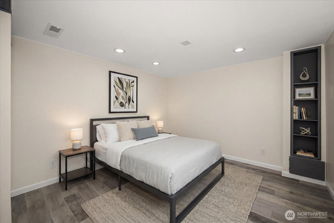 6004 N Douglas Dr , Spokane, WA 99205