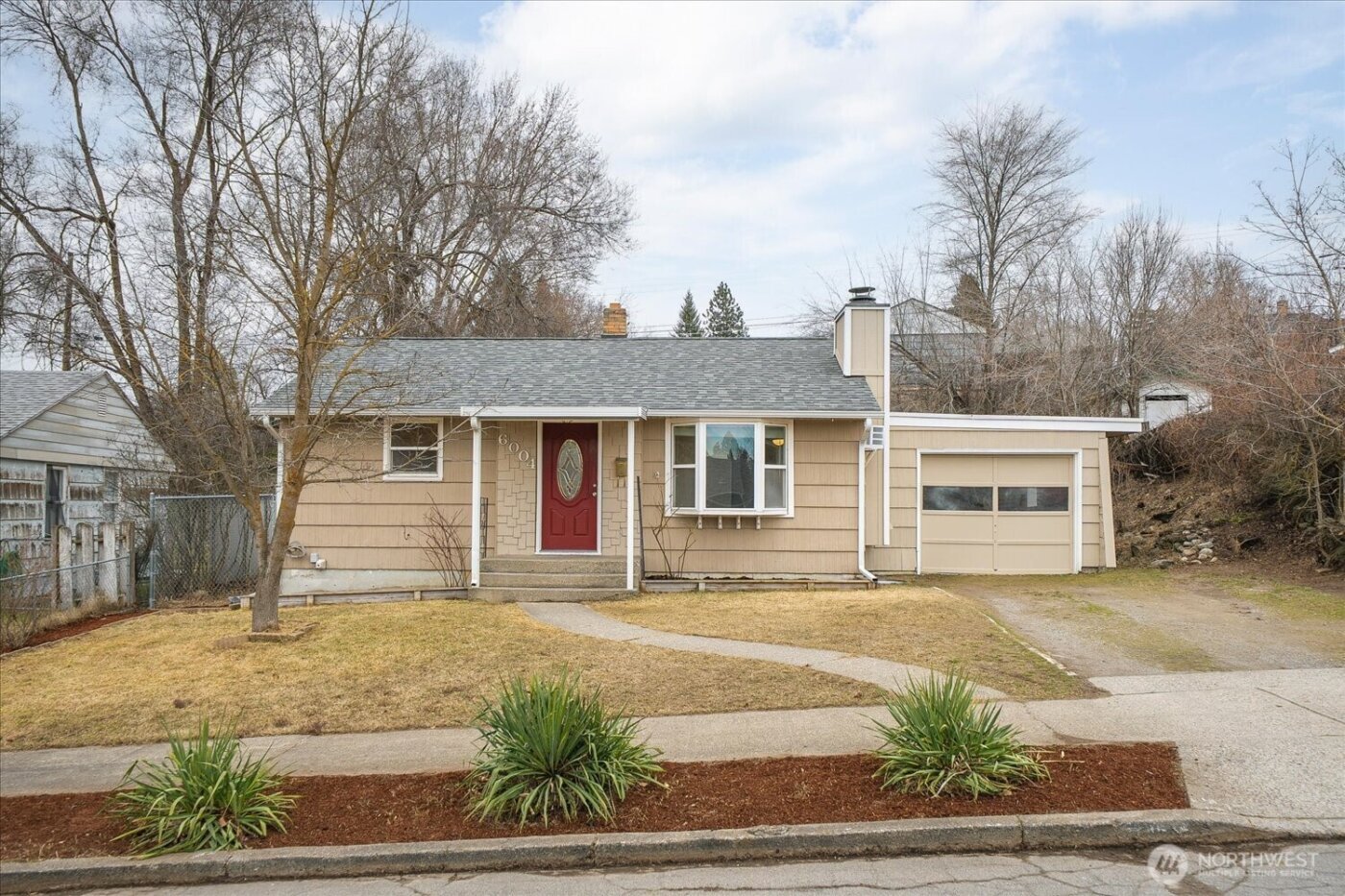 6004 N Douglas Dr , Spokane, WA 99205