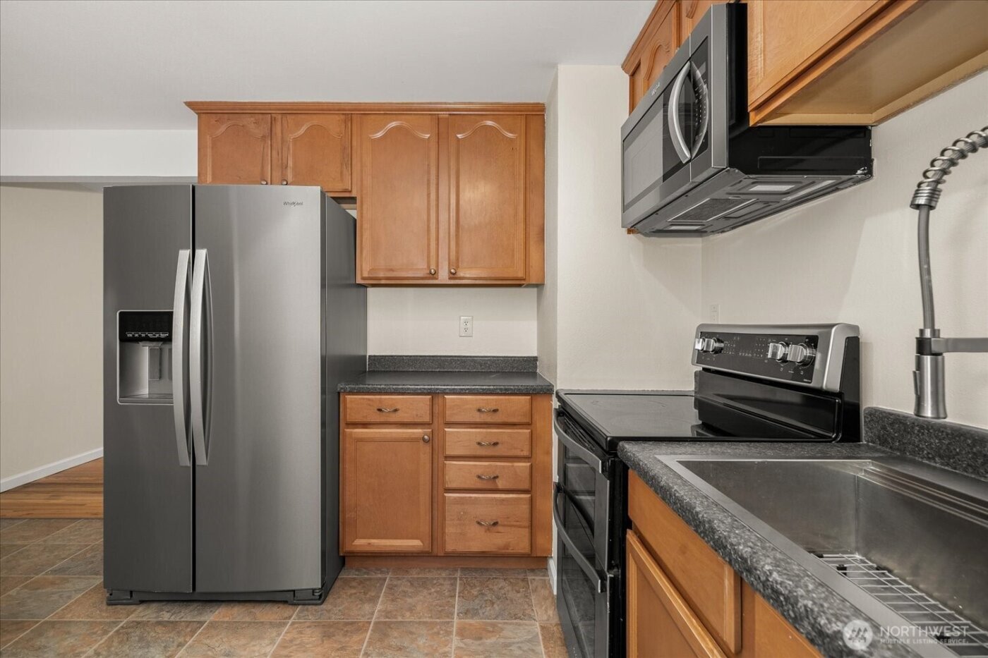 6004 N Douglas Dr , Spokane, WA 99205