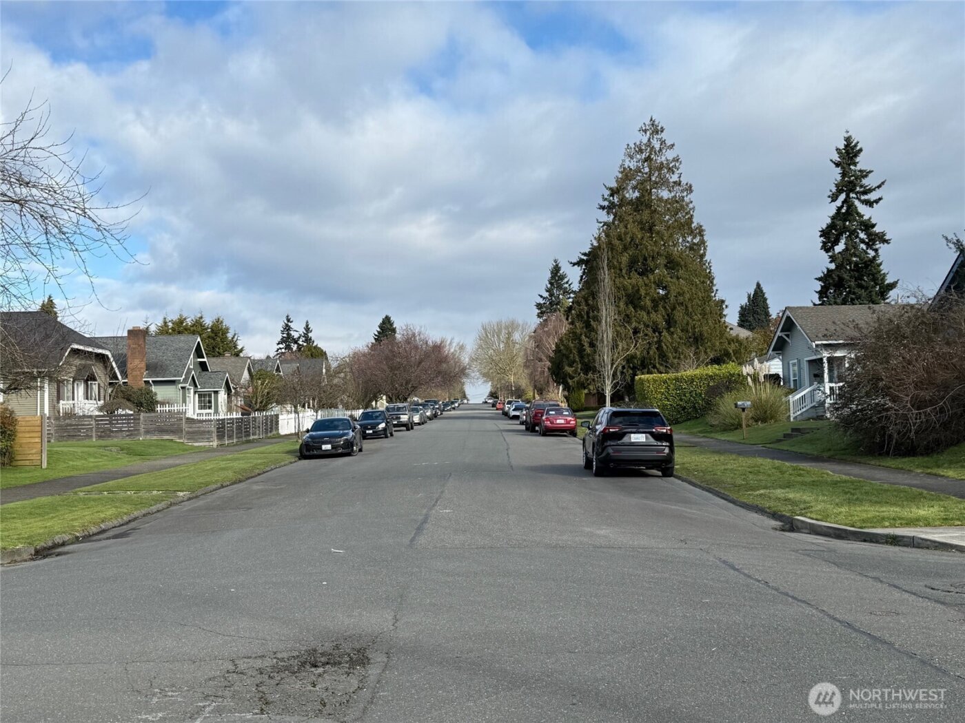 2501 Highland Avenue , Everett, WA 98201