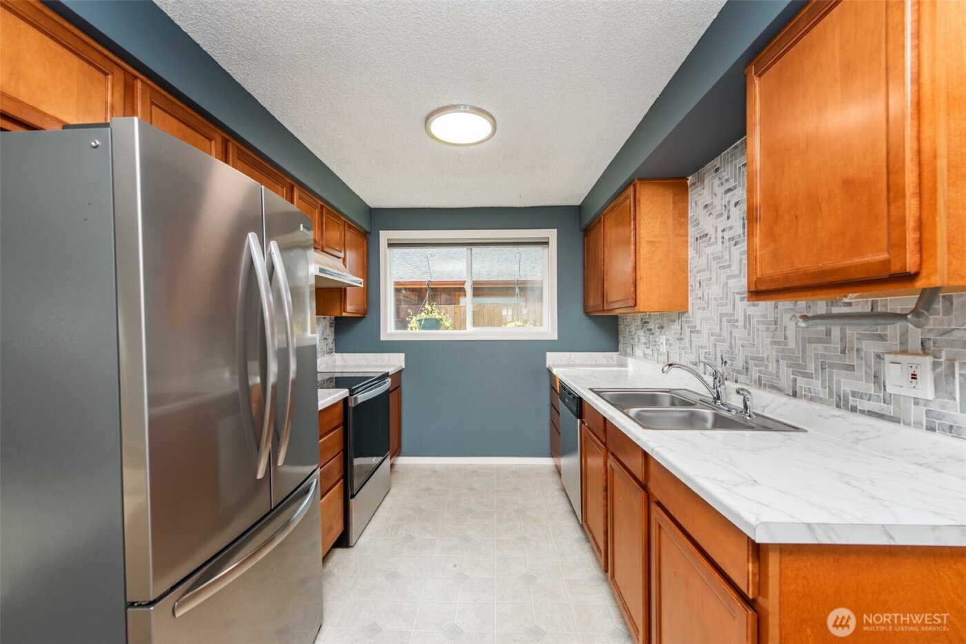 1225 W 17th St , Port Angeles, WA 98363