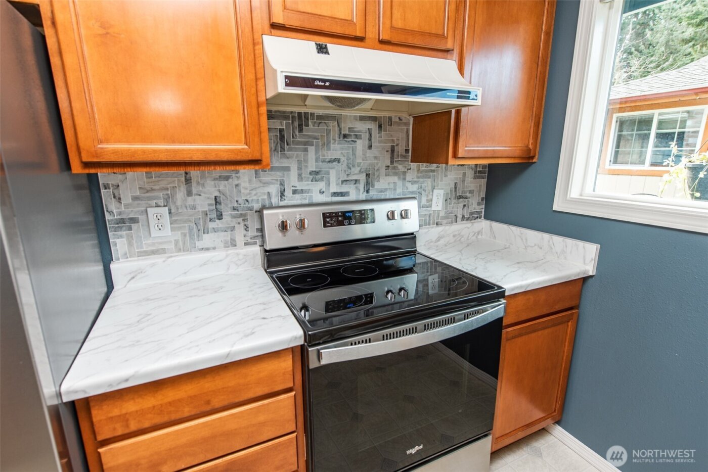 1225 W 17th St , Port Angeles, WA 98363