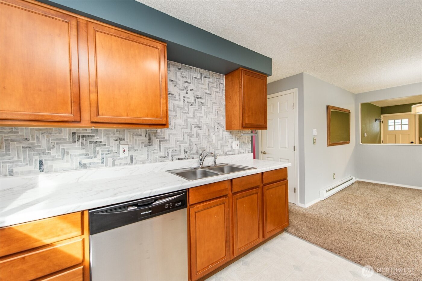 1225 W 17th St , Port Angeles, WA 98363