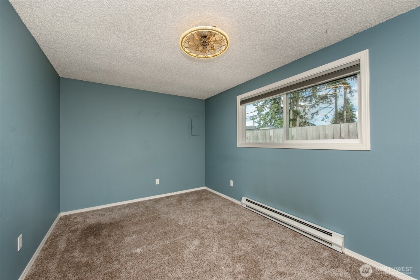 1225 W 17th St , Port Angeles, WA 98363