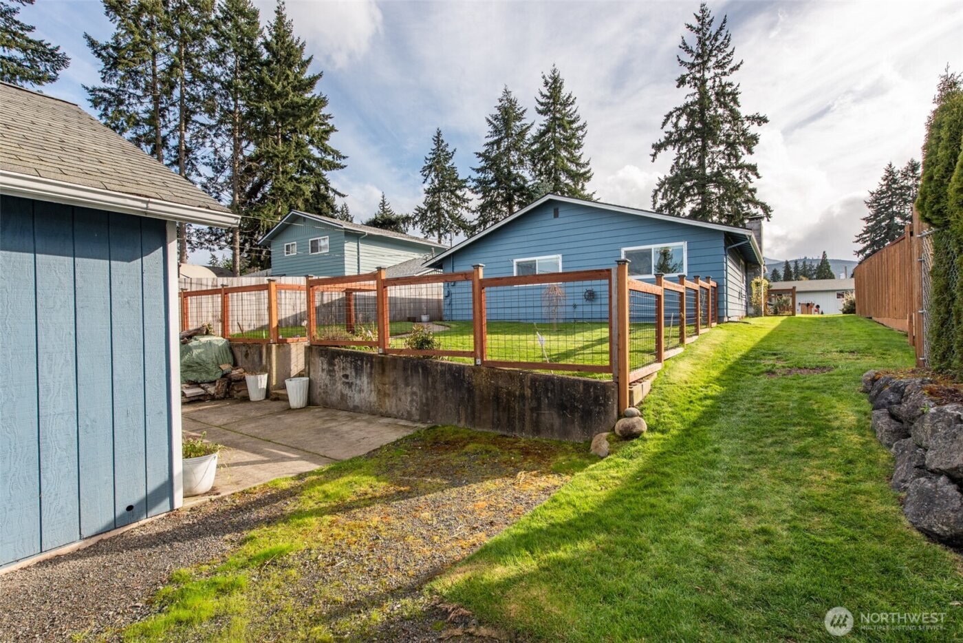 1225 W 17th St , Port Angeles, WA 98363