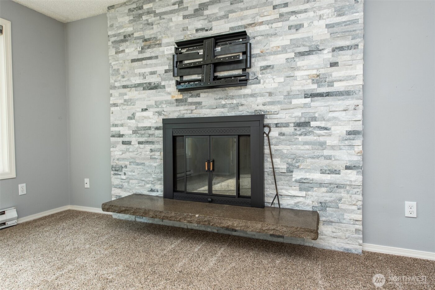 1225 W 17th St , Port Angeles, WA 98363