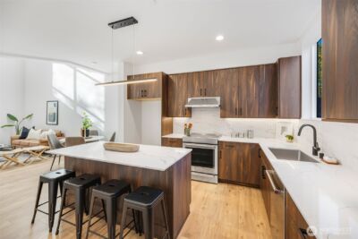 2108 1st Avenue N, Seattle, WA 98109 - Photo 12