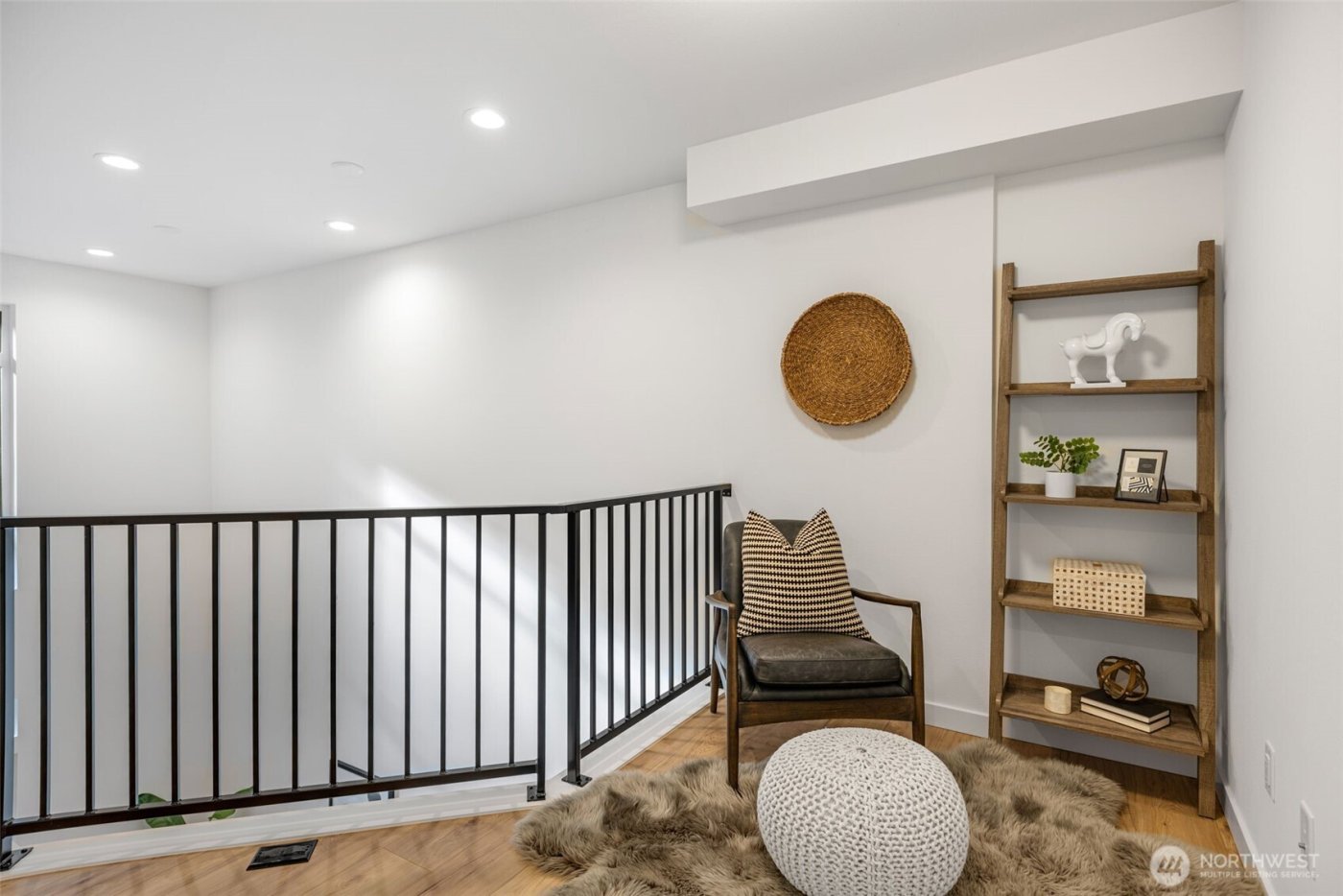 2108 1st Avenue N, Seattle, WA 98109