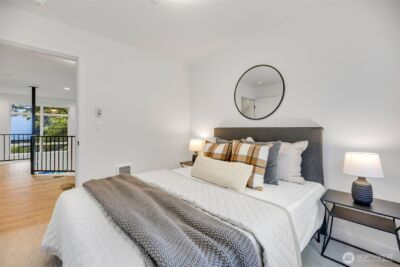 2108 1st Avenue N, Seattle, WA 98109 - Photo 16