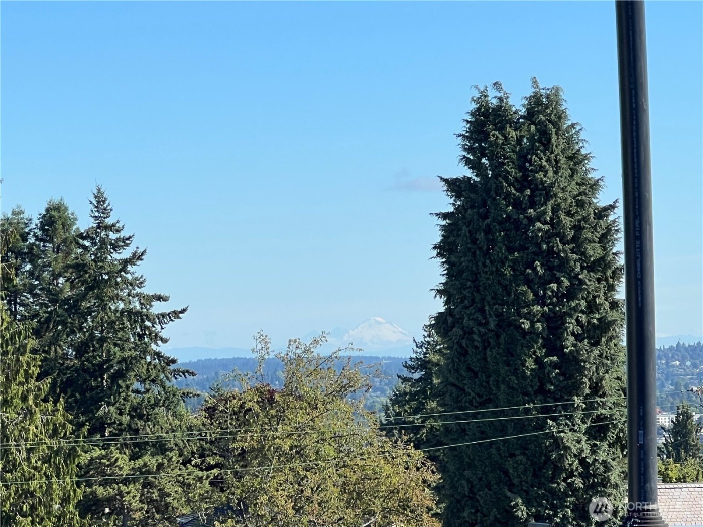 2108 1st Avenue N, Seattle, WA 98109