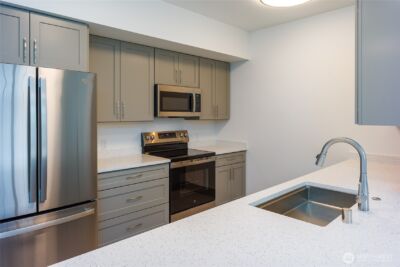 623 Morris Street #E1, La Conner, WA 98257 - Photo 9