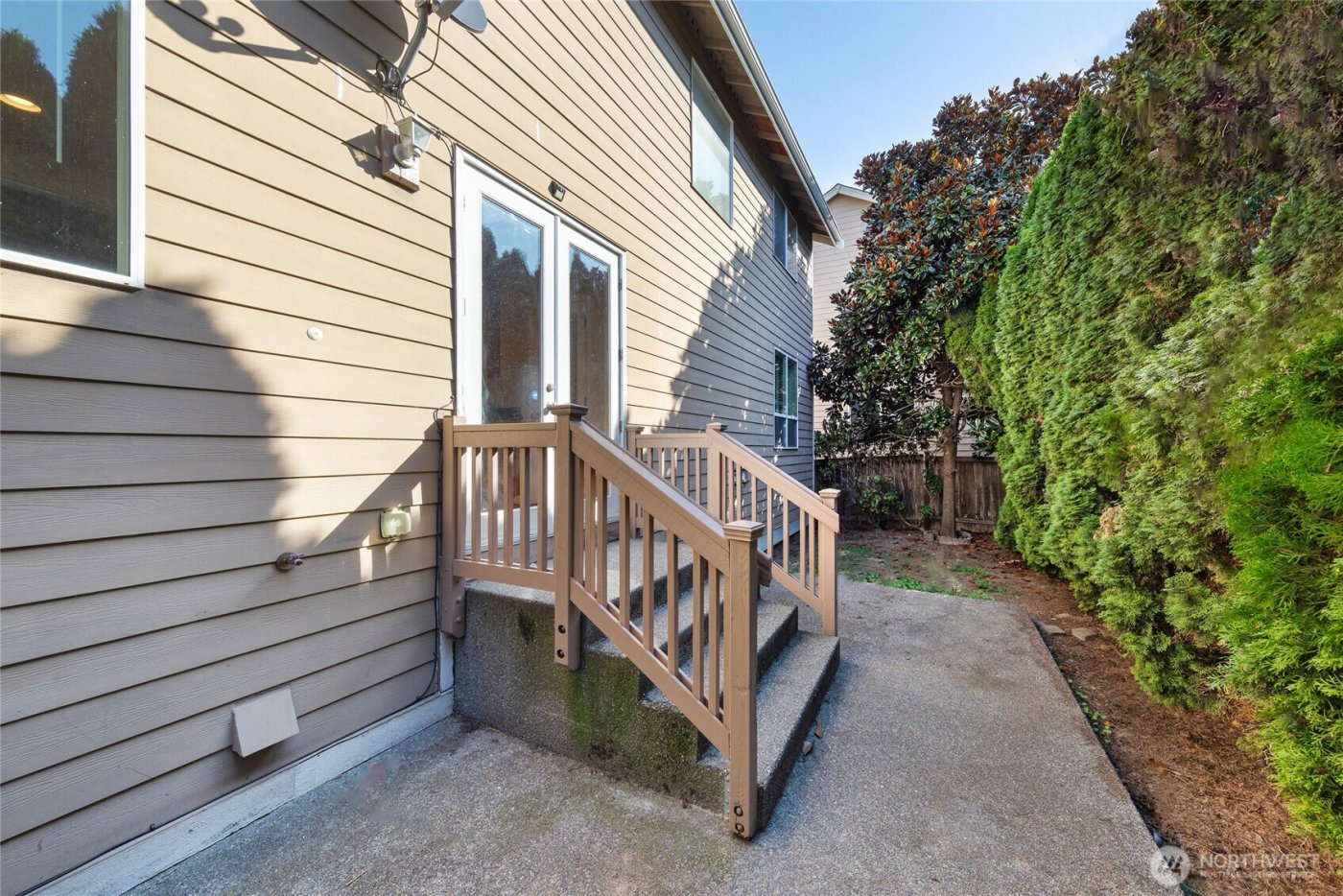 376 Graham Avenue NE, Renton, WA 98059