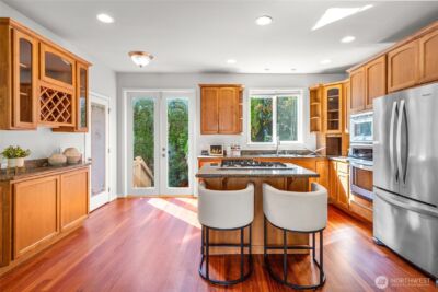 376 Graham Avenue NE, Renton, WA 98059 - Photo 9