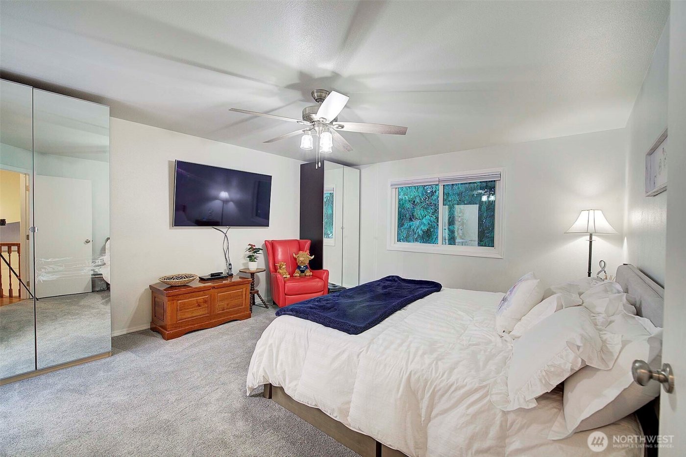 929 224th Avenue NE, Sammamish, WA 98074-6897