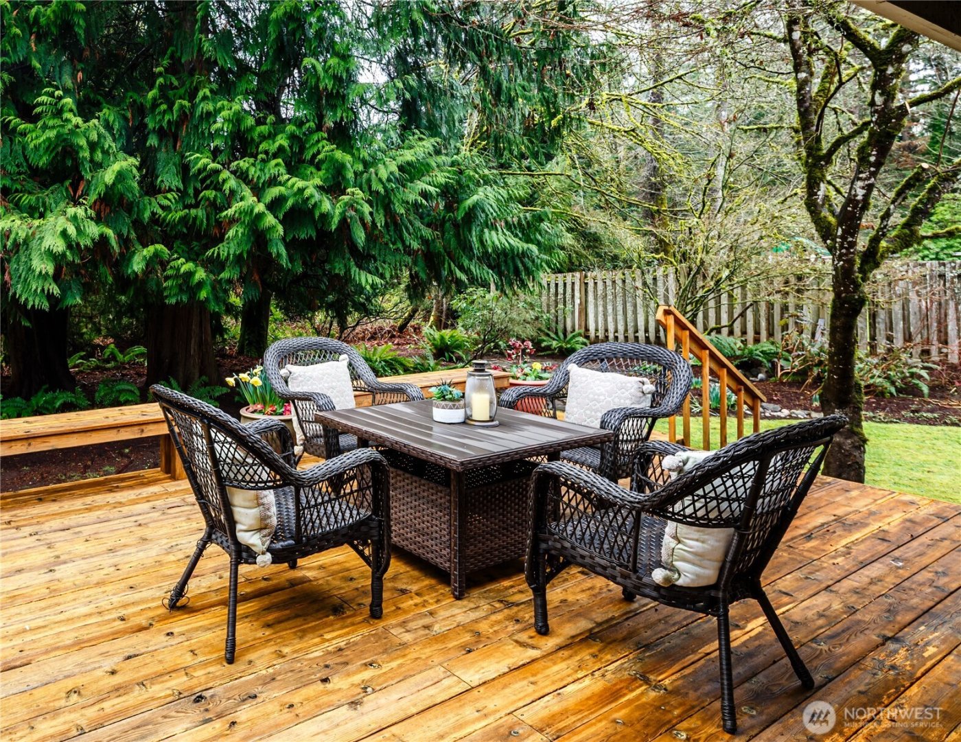 17215 NE 132nd Place , Redmond, WA 98052-2152