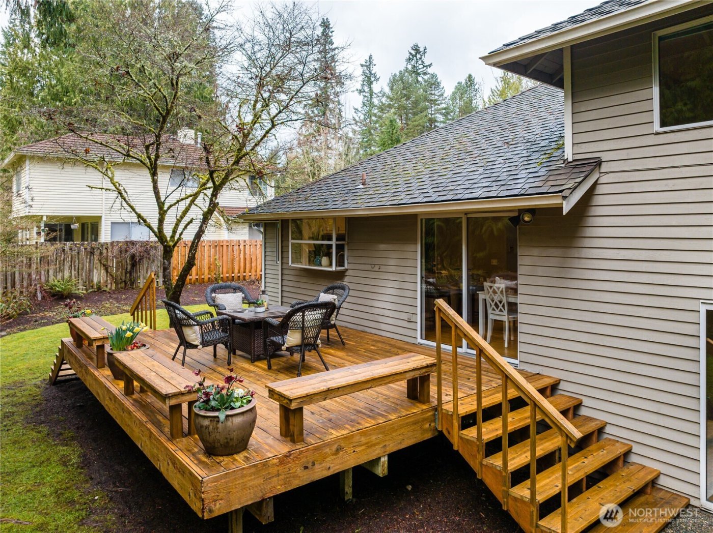 17215 NE 132nd Place , Redmond, WA 98052-2152